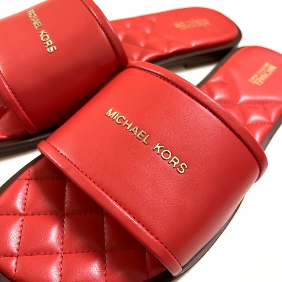 NWOB MICHAEL KORS Quilted Slide Sandal Signature Logo Orange Red PU - Picture 3 of 11